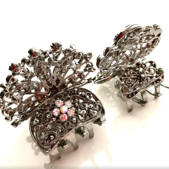 Accessories - #183 Beautiful butterfly, jeweled, hair clips prices for one two available